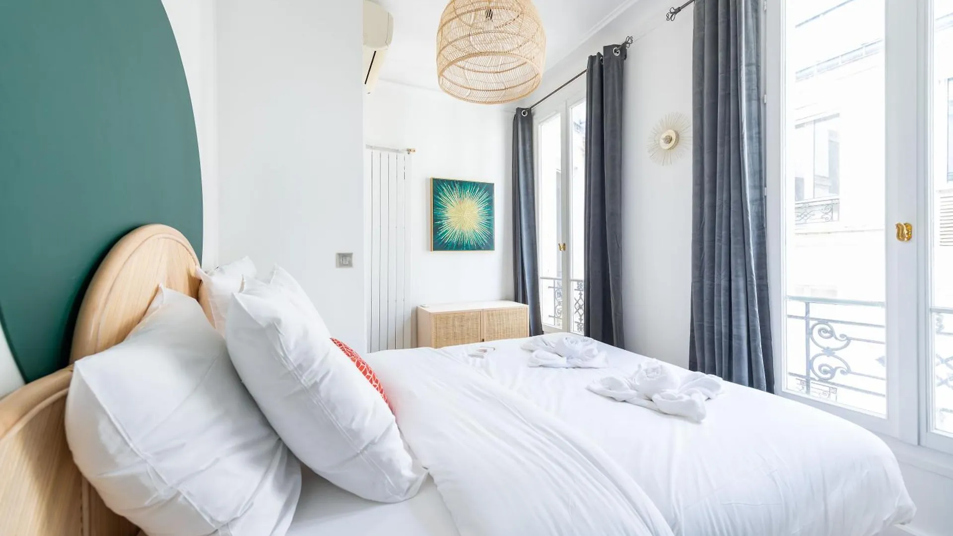 Hotelhome Paris 16
