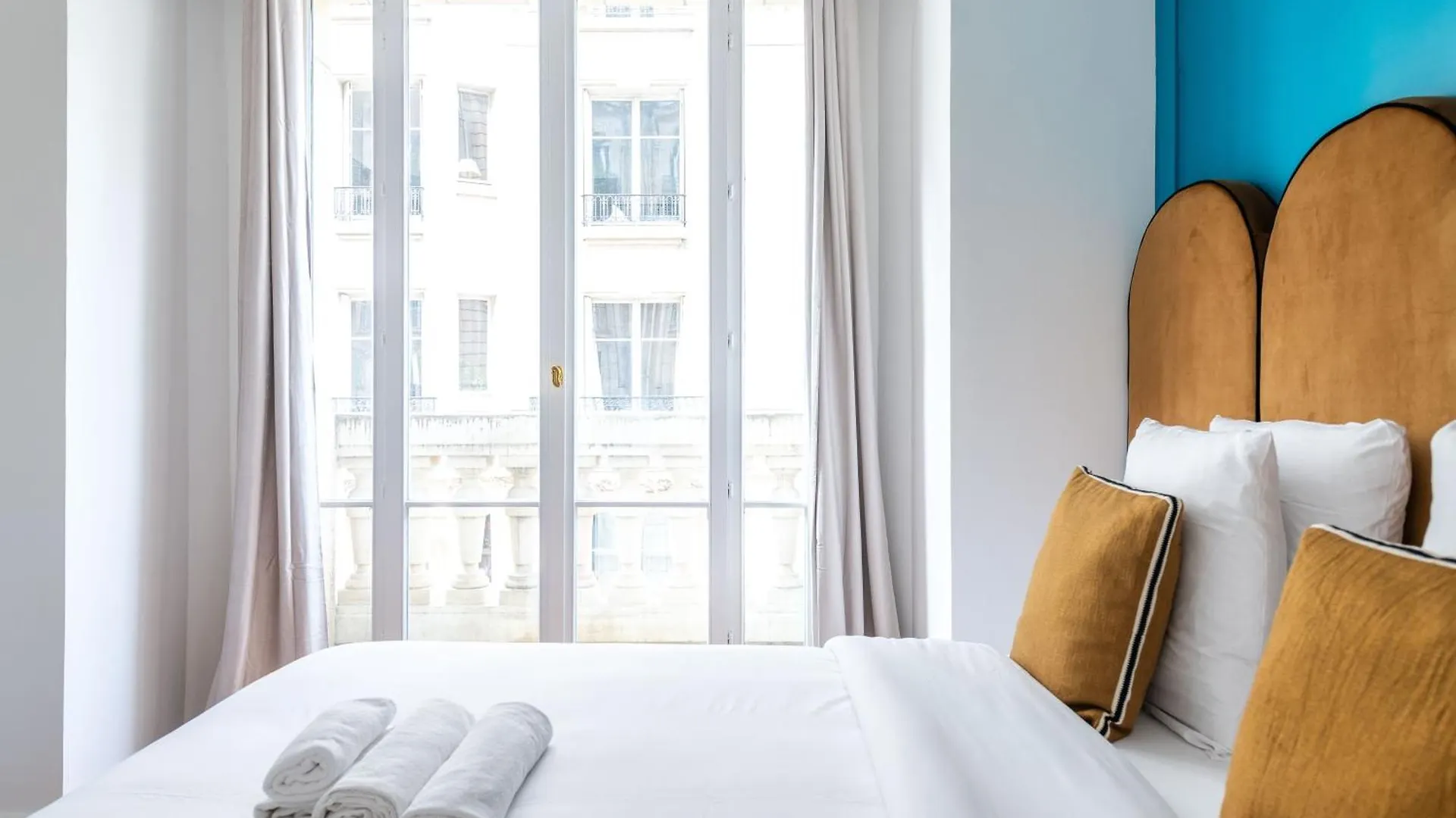 Hotelhome Paris 16 3*,