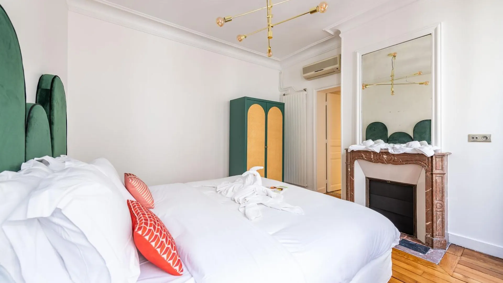 Hotelhome Paris 16 França