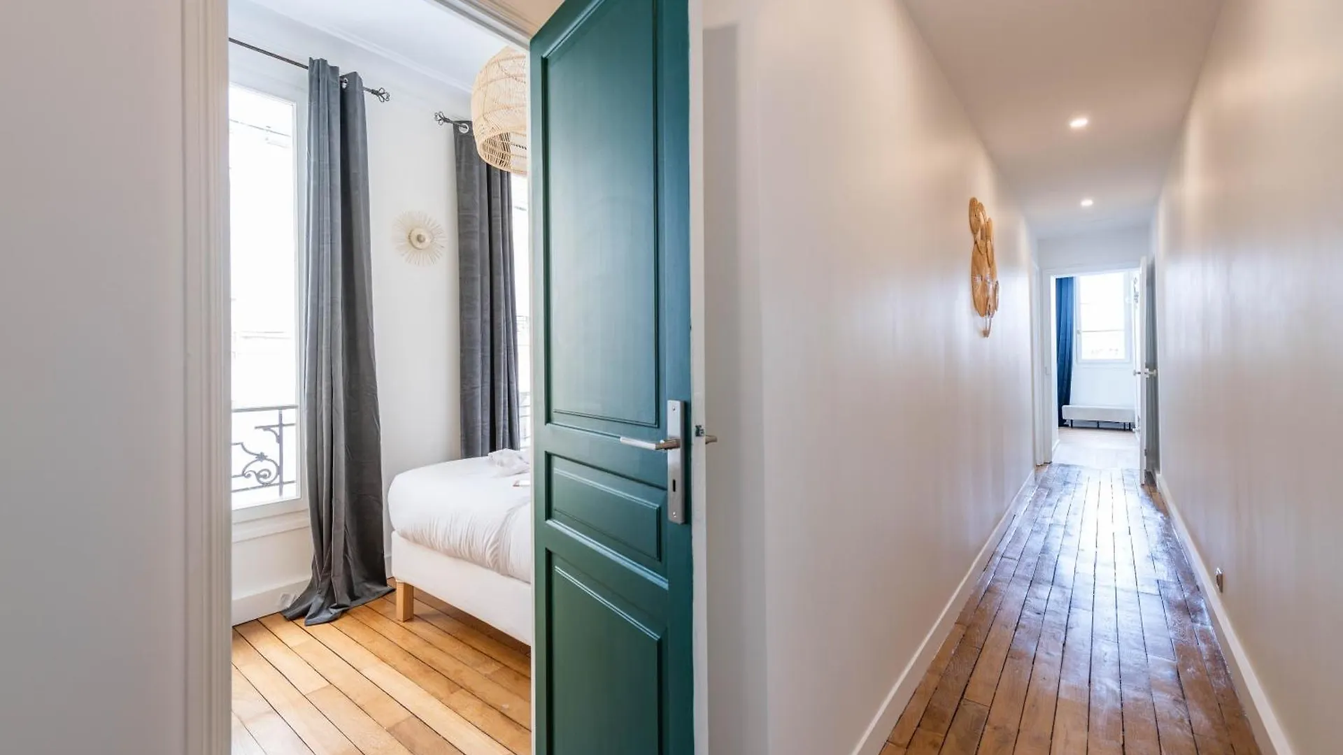 Hotelhome Paris 16